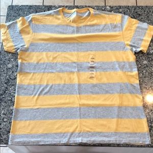 Men’s gap crewneck short-sleeved large T-shirt new